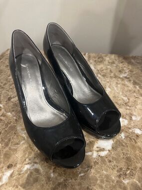 Bandolino Black Patent Peep-Toe Heels